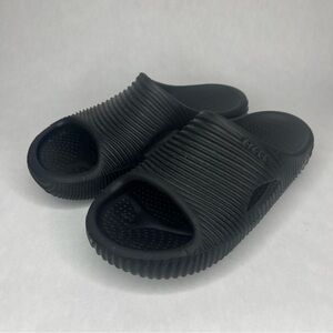 Crocs Mellow Tide Recovery Slides